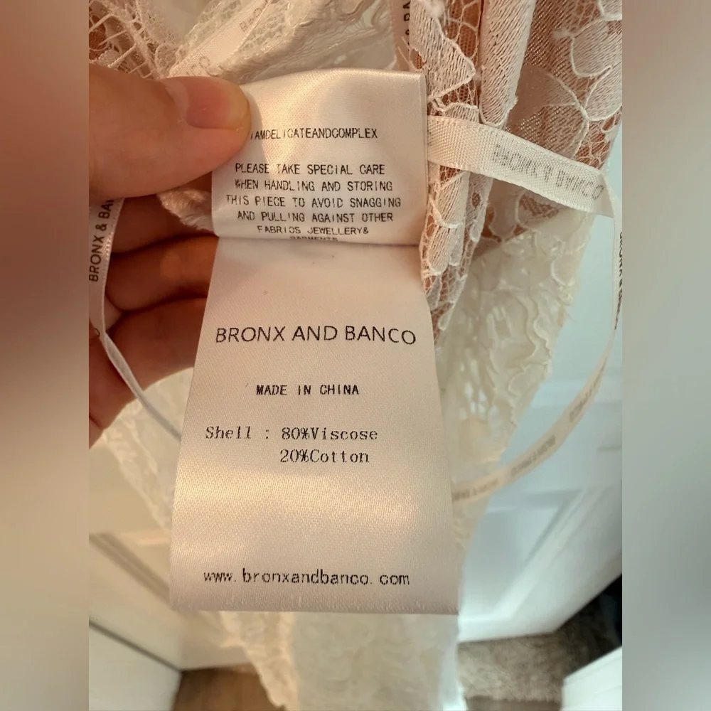 NWOT BRONX AND BANCO Naia Lace Gown in White Wedding Evening Gown